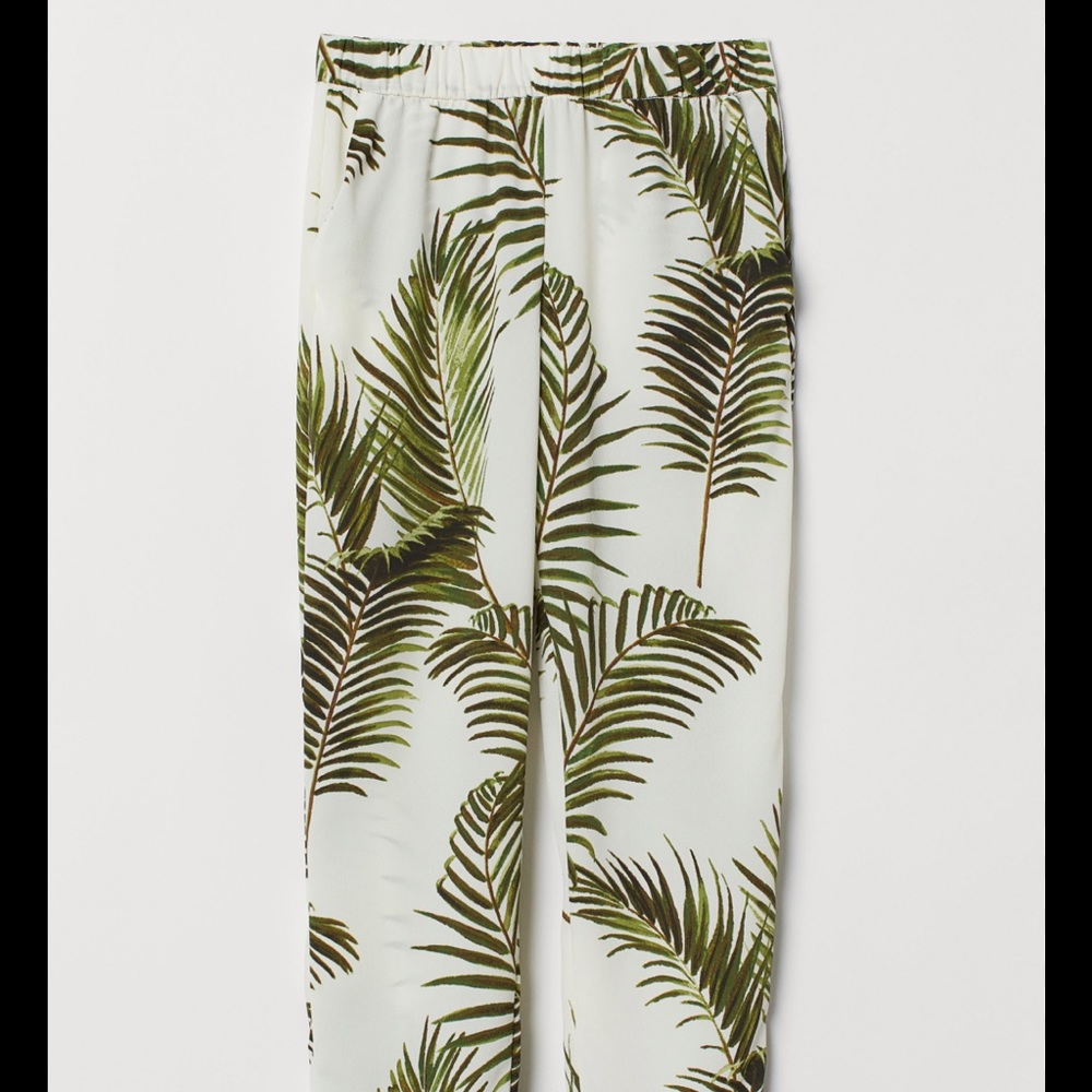 H&M Palm Leaf Printed Pant Size 6